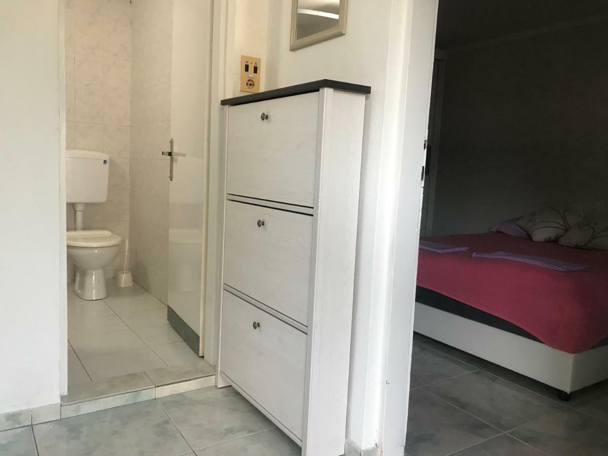 Apartmani Konjevic Херцег Нови Екстериор снимка